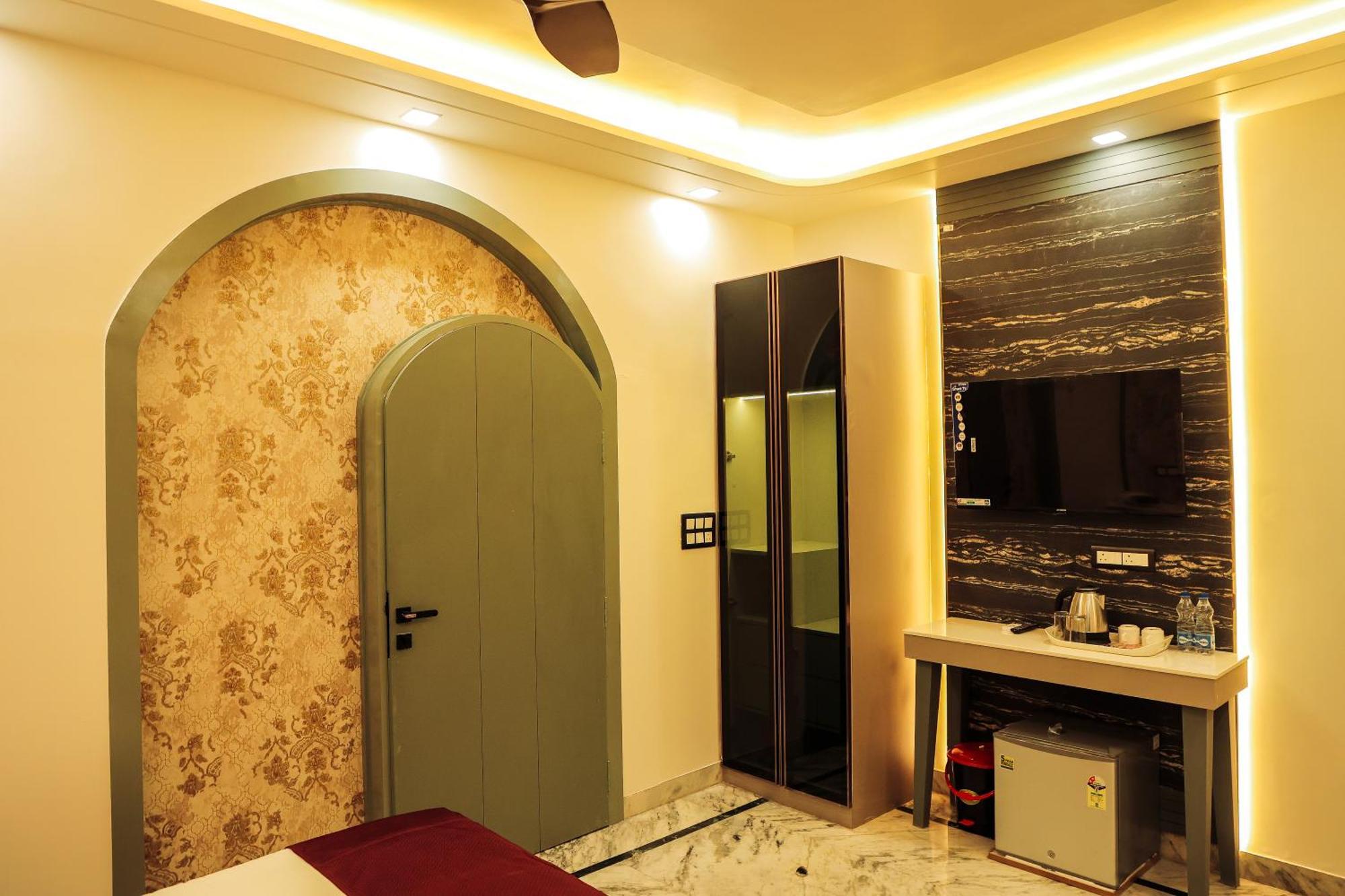 Anirudh Homestay Agra  Bagian luar foto
